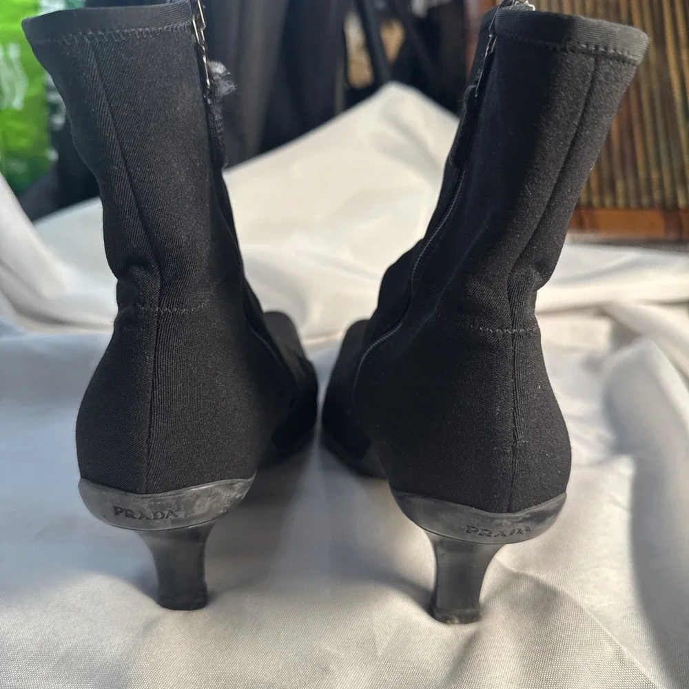 PRADA Italy Black tessuto Nylon Ankle Side. zip Logo size 38 heeled shoes